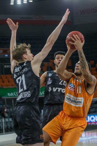 他参加了多 他参加了多